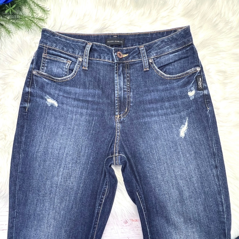 🚫👖|•SILVER JEANS•| Avery Skinny Jeans Size 31👖 - Picture 4 of 10